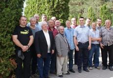 Поздравдяет с 70-летним юбилеем заслужанного тренера Ермолаева Владимира и Яковлева Анатолия