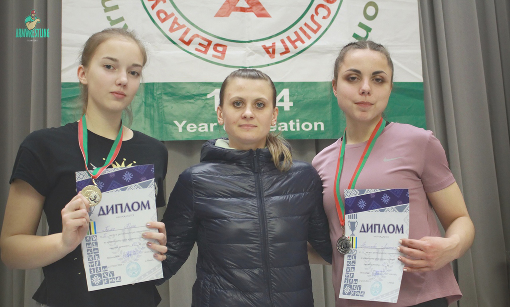 Республиканские соревнования по армрестлингу среди мужчин и женщин Республиканские соревнования по армрестлингу среди мужчин и женщин